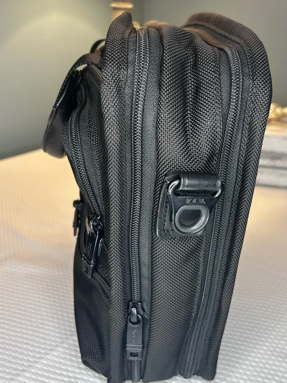 TUMI Alpha 26120DH Small Screen Expandable Brief | Black